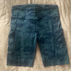 Lululemon Fast and Free shorts 10”